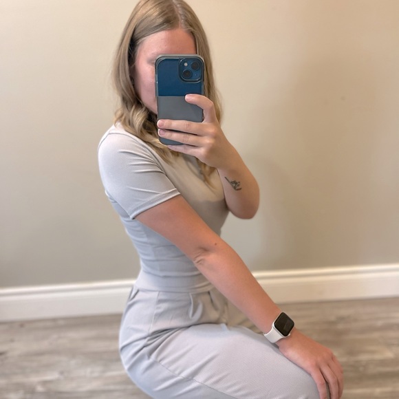 Meet your Posher, Brooke - Picture 1 of 1